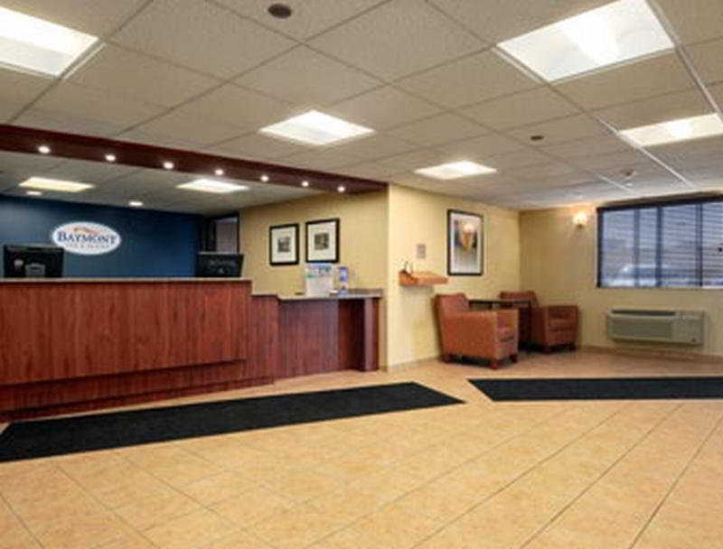 Red Roof Inn & Suites Houston- Hobby Airport Exterior photo